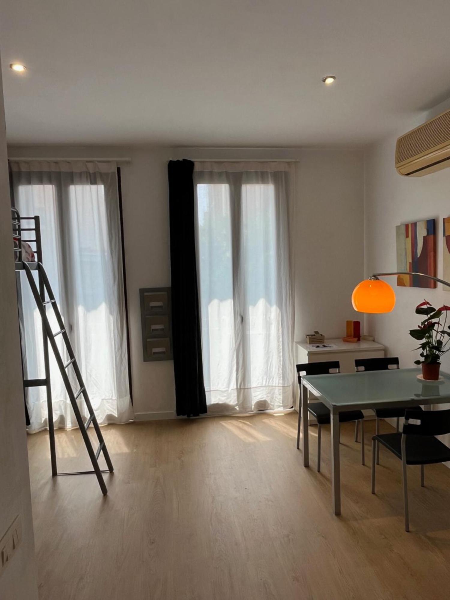 Studio By Sants Market Barcelona Ngoại thất bức ảnh